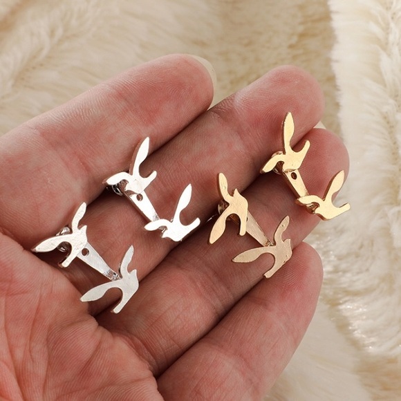 2/$24 “Farrah” Flying Birds Ear Jackets - Picture 4 of 5